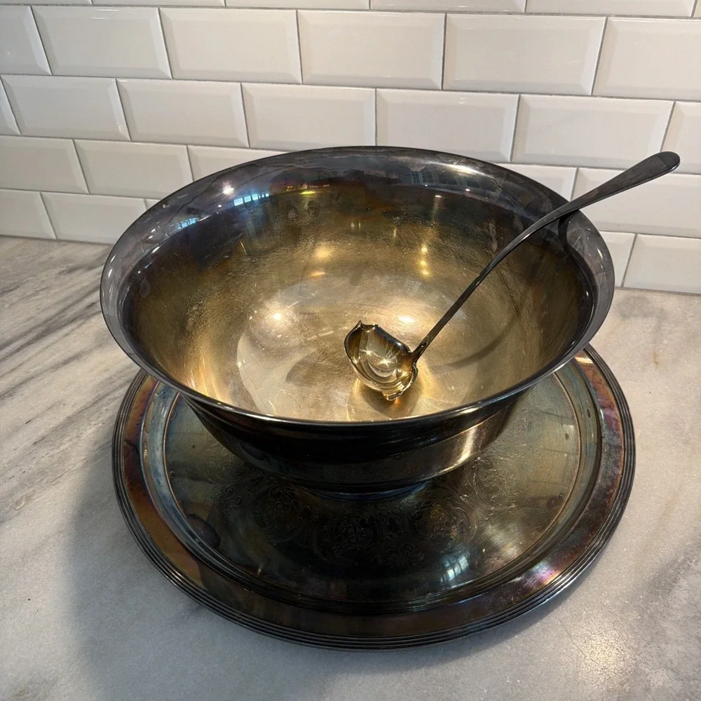 Vintage Large Silver‎ Plated Punchbowl With Large Tray And Ladle Wedding OLA0003